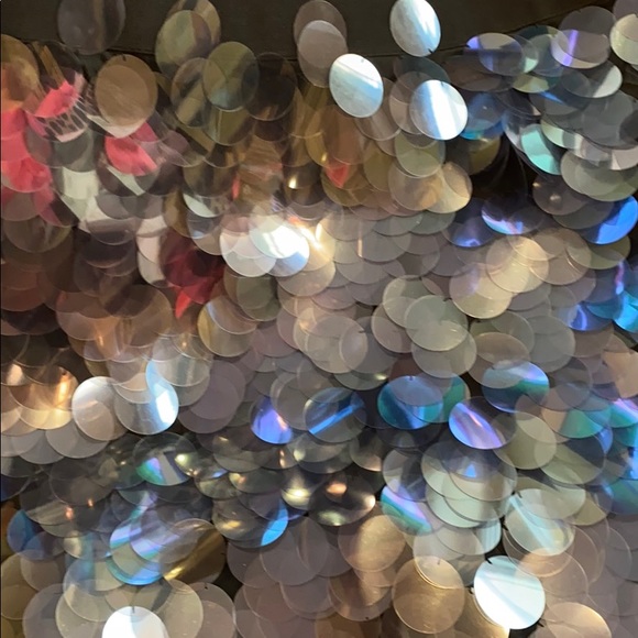 DKNY Skirt - as seen on Kim Kardashian! - Picture 2 of 5